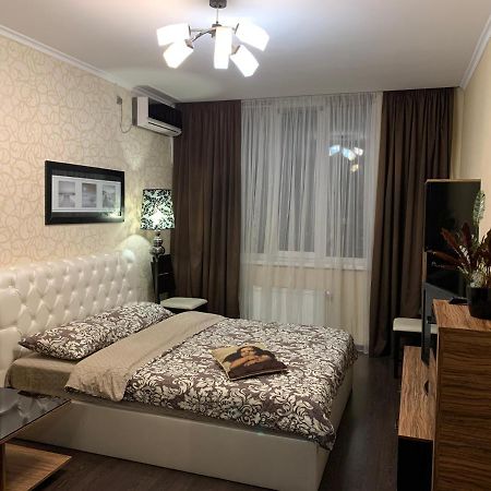 1-Ком Квартира На 18 Этаже Позняки Ул. Урловская 23-А Kyiv Exterior foto