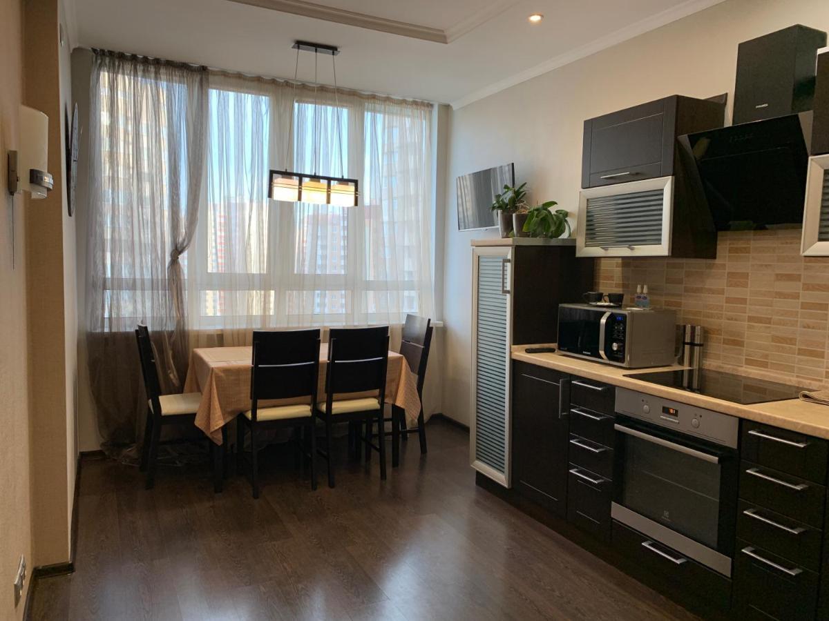 1-Ком Квартира На 18 Этаже Позняки Ул. Урловская 23-А Kyiv Exterior foto